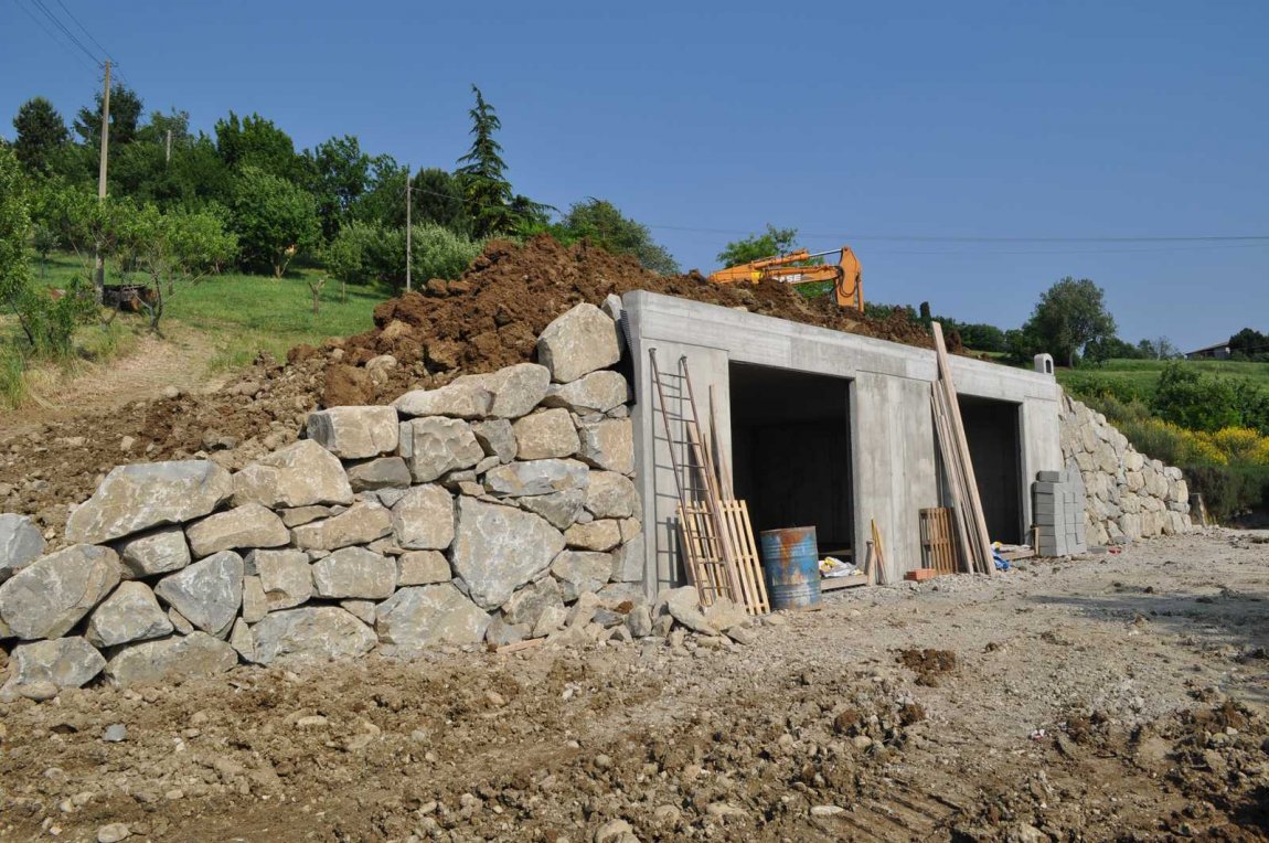 Garage interrato in collina